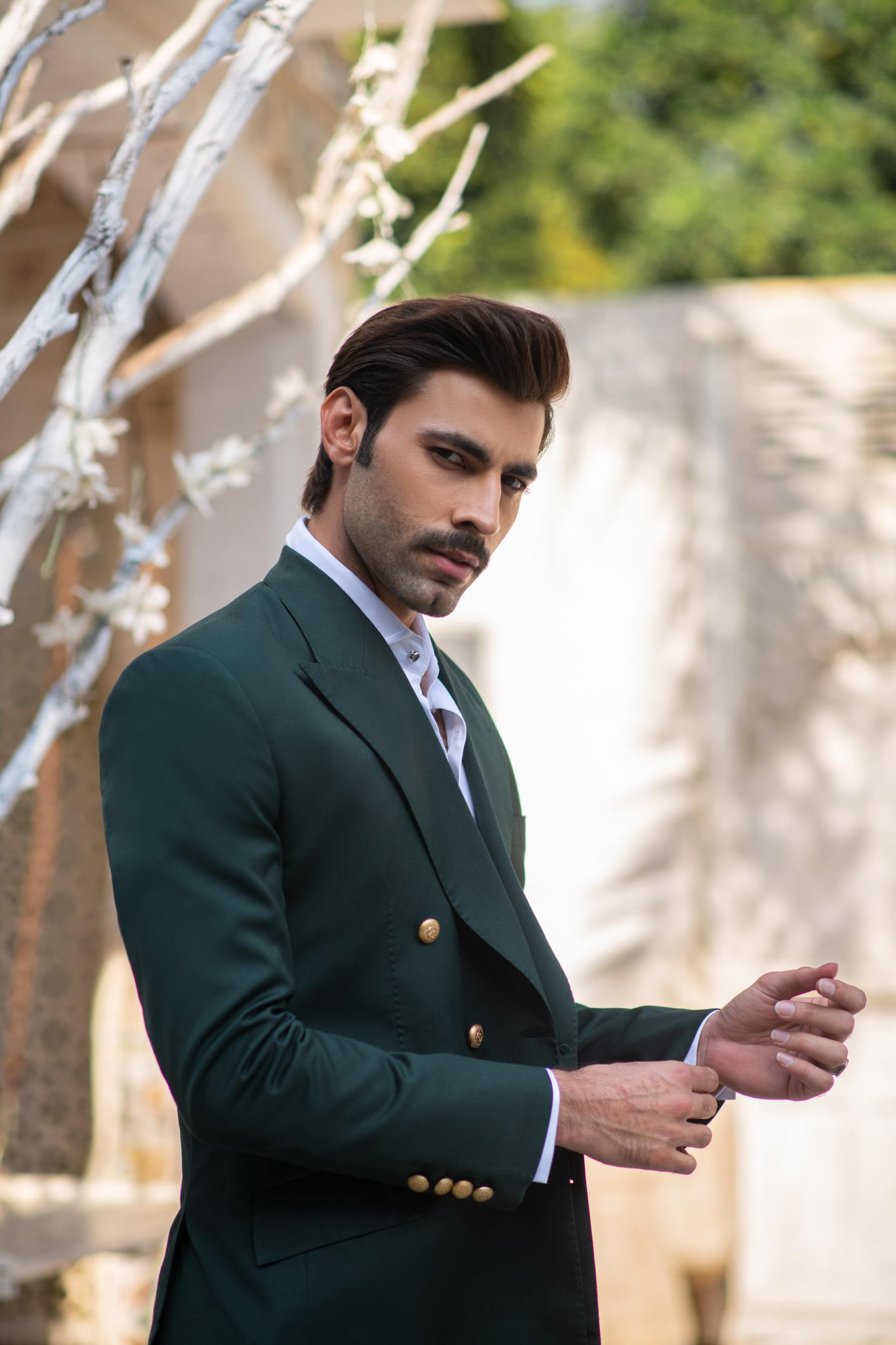 English Green Formal Suit Main image